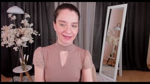 Snapshot of helentasty_ chatting on 01.27.25 Helen online show from 01.27.25