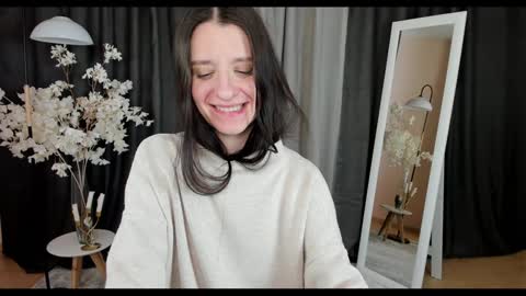 Snapshot of helentasty_ chatting on 01.29.25 Helen online show from 01.29.25
