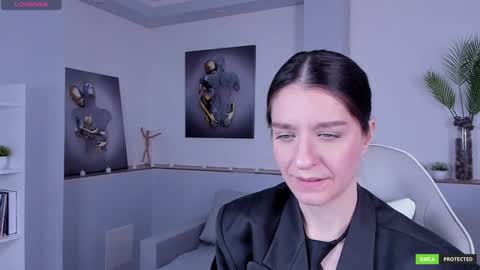 Snapshot of helentasty_ chatting on 02.05.25 Helen online show from 02.05.25