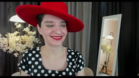 Snapshot of helentasty_ chatting on 02.07.25 Helen online show from 02.07.25