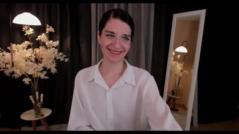 Snapshot of helentasty_ chatting on 02.09.25 Helen online show from 02.09.25