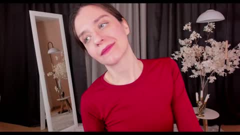 Snapshot of helentasty_ chatting on 02.12.25 Helen online show from 02.12.25