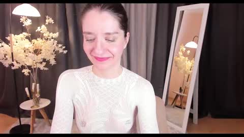 Snapshot of helentasty_ chatting on 02.17.25 Helen online show from 02.17.25