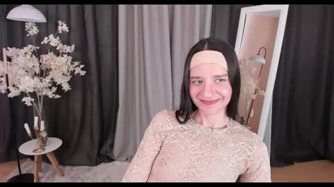 Snapshot of helentasty_ chatting on 02.24.25 Helen online show from 02.24.25