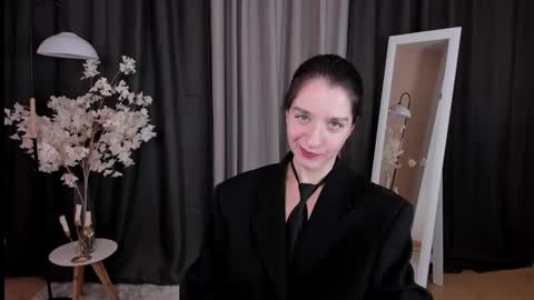 Snapshot of helentasty_ chatting on 03.12.25 Helen online show from 03.12.25