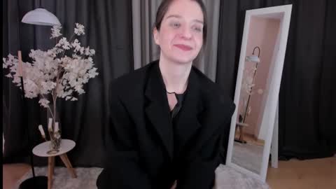 Snapshot of helentasty_ chatting on 03.12.25 Helen online show from 03.12.25