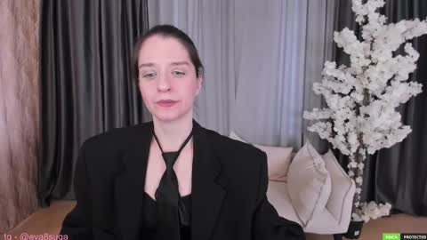 Snapshot of helentasty_ chatting on 03.12.25 Helen online show from 03.12.25