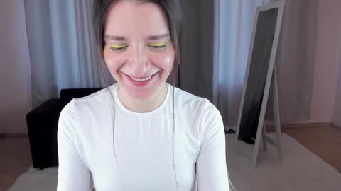Snapshot of helentasty_ chatting on 09.27.25 Helen online show from 09.27.25
