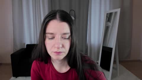 Snapshot of helentasty_ chatting on 10.04.25 Helen online show from 10.04.25