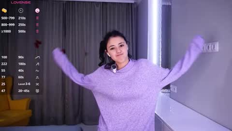 Snapshot of helgamartin chatting on 02.02.26 Aurora online show from 02.02.26