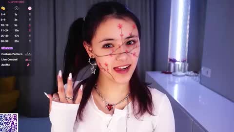 Snapshot of helgamartin chatting on 02.14.26 Aurora online show from 02.14.26