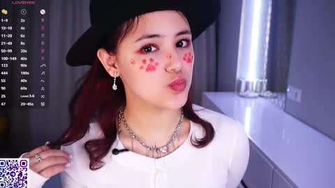 Snapshot of helgamartin chatting on 02.23.26 Aurora online show from 02.23.26