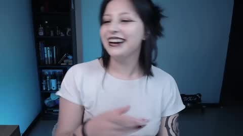 Snapshot of hell_dancer_ chatting on 05.23.26 Lexa online show from 05.23.26