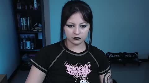 Snapshot of hell_dancer_ chatting on 05.27.26 Lexa online show from 05.27.26