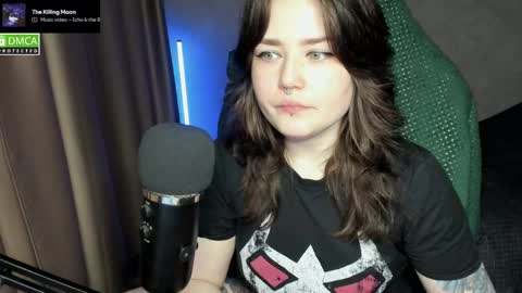 Red online show from 06.04.26