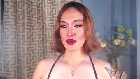 hellatarahathor online show from 04.18.26