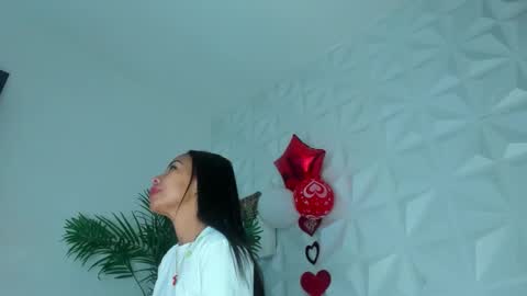 Snapshot of hellen_sky_ chatting on 02.16.26 hellen online show from 02.16.26