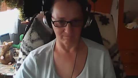 hellenmarie online show from 12.21.24