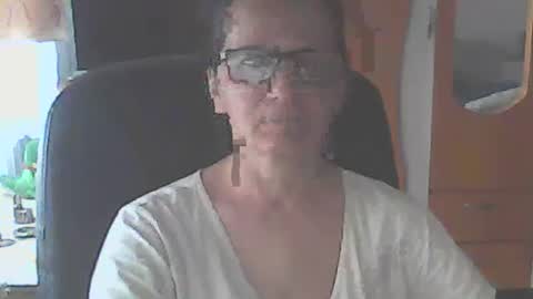 hellenmarie online show from 05.17.26