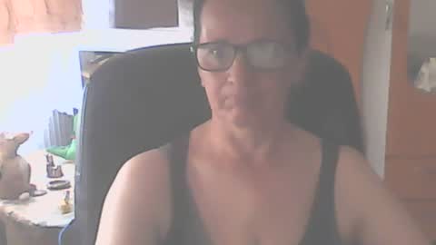 hellenmarie online show from 06.13.26