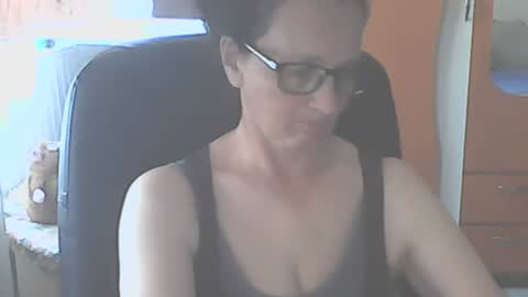 hellenmarie online show from 06.19.26
