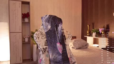 Snapshot of hello_lisha chatting on 05.19.26 Alisia Monday to Friday from 10 am to 4 pm GMT 2 online show from 05.19.26