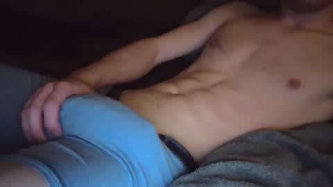 Snapshot of henebeii chatting on 10.05.25 Henebeii online show from 10.05.25