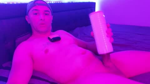 HENNIDRIP online show from 11.21.25