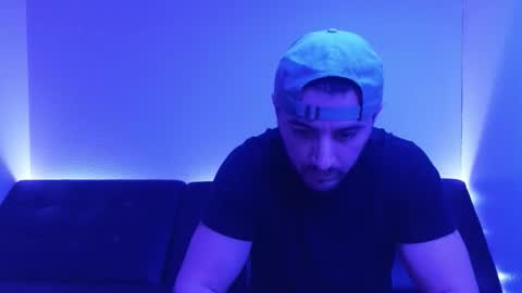 HENNIDRIP online show from 01.12.26