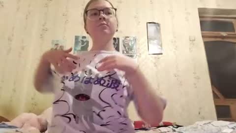 Leila online show from 07.15.26