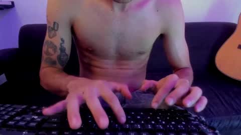 henrik_senn online show from 04.12.26