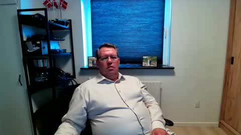 henrikrp1971 online show from 06.10.26
