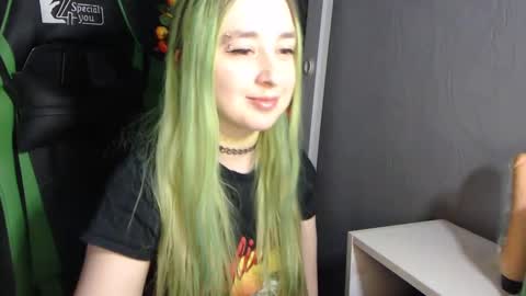 Snapshot of hentaishiing chatting on 01.04.25 Hentaishiing online show from 01.04.25