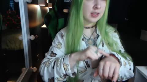 Snapshot of hentaishiing chatting on 01.26.25 Hentaishiing online show from 01.26.25