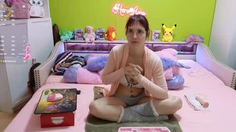 HeraLuna  online show from 10.30.25