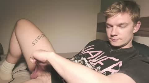 Snapshot of hercules__ chatting on 07.20.26 Gregblonde Alextattoo online show from 07.20.26
