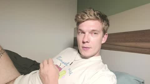 Snapshot of hercules__ chatting on 07.25.26 Gregblonde Alextattoo online show from 07.25.26