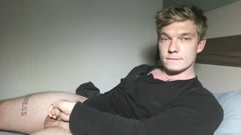Snapshot of hercules__ chatting on 07.29.26 Gregblonde Alextattoo online show from 07.29.26