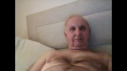 Snapshot of herdsman3 chatting on 12.27.24 herdsman3 online show from 12.27.24