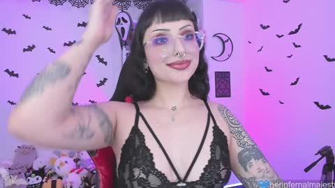 Snapshot of herinfernalmajesty chatting on 12.12.24 Marie online show from 12.12.24