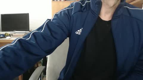 hero0111 online show from 09.09.25