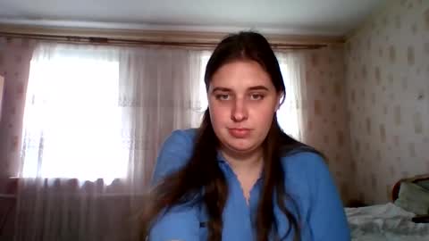 Snapshot of hess_luna_ chatting on 09.15.25 hess_luna_ online show from 09.15.25