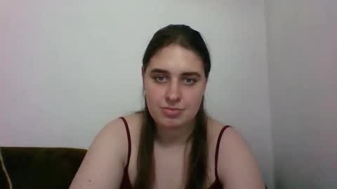 Snapshot of hess_luna_ chatting on 10.03.25 hess_luna_ online show from 10.03.25