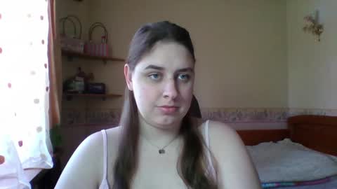 hess_luna_ online show from 04.15.26