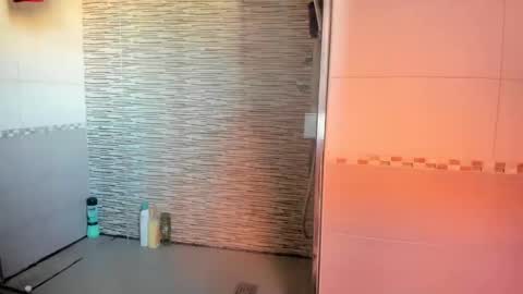 Snapshot of heterooli chatting on 02.14.25 heterooli online show from 02.14.25