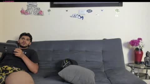 yeis online show from 04.07.26