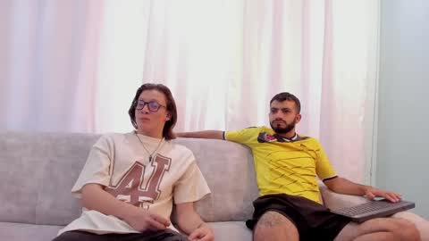 heteros men online show from 05.08.26