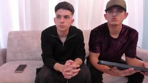 heteros men online show from 05.16.26