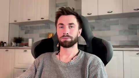 Snapshot of hey_arnold chatting on 02.03.26 Arnold online show from 02.03.26