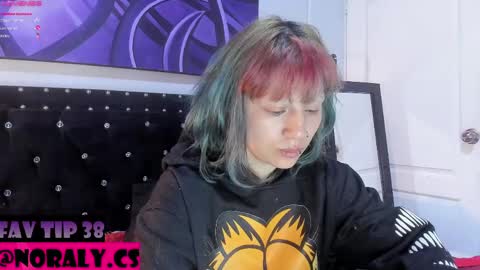 Snapshot of hey_noraly chatting on 05.02.26 Noraly online show from 05.02.26